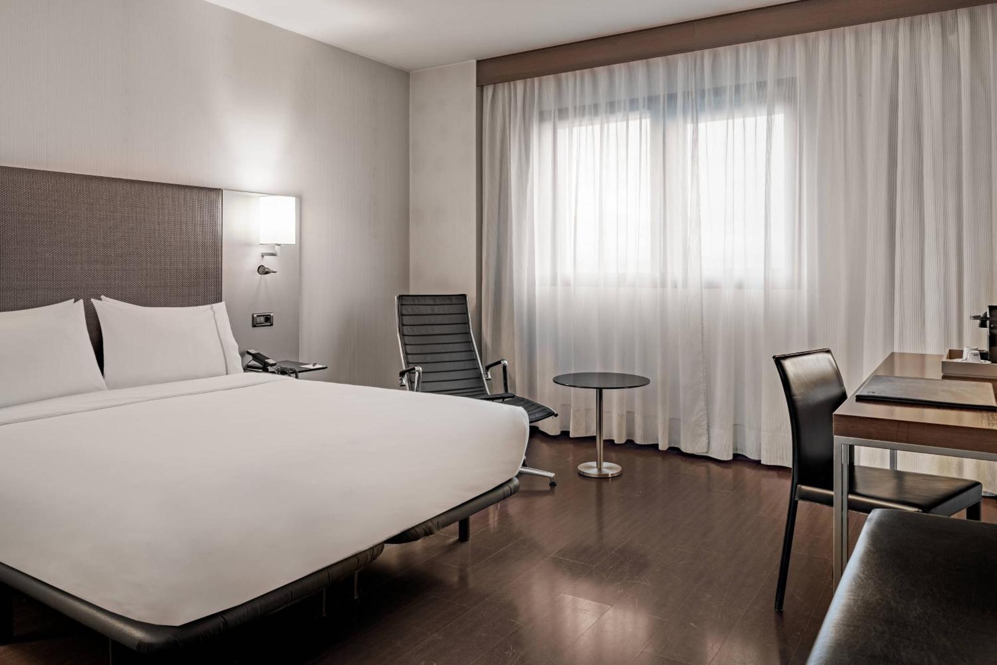 Ac Hotel Porto By Marriott — Photos 1